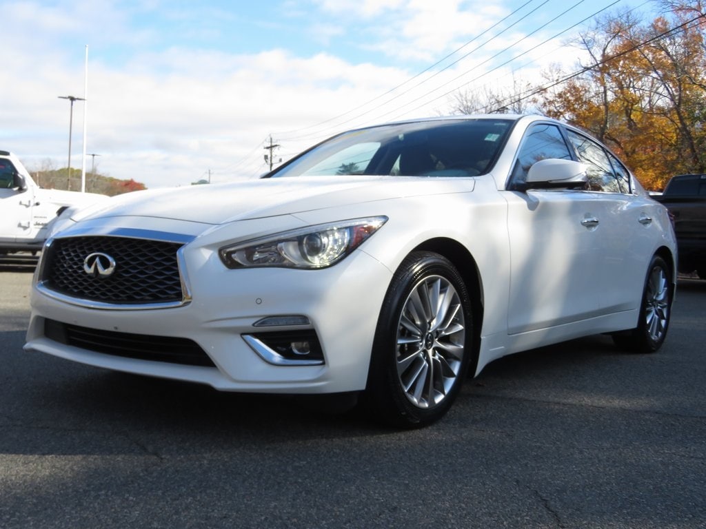 2022 INFINITI Q50 LUXE's photo