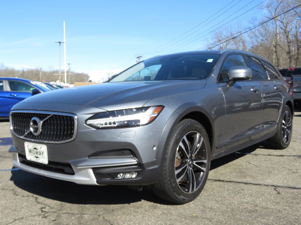 2018 Volvo V90 Cross Country Base