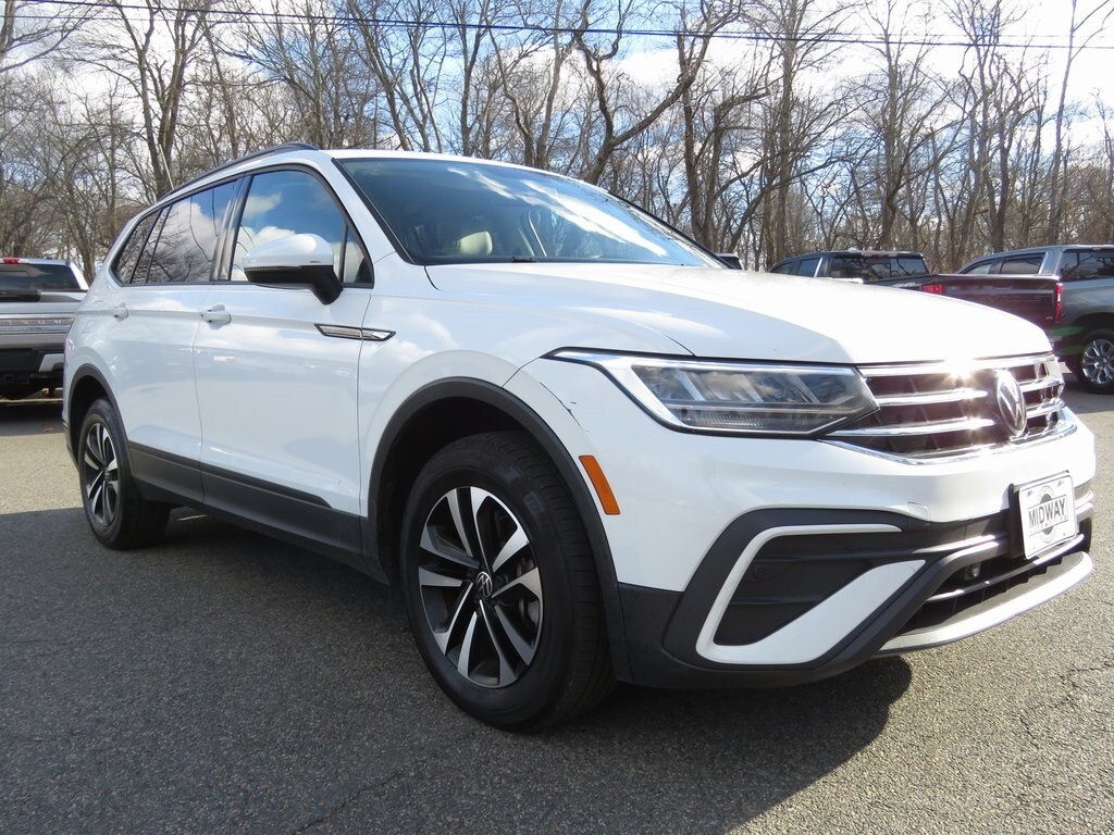 2022 Volkswagen Tiguan S photo 3