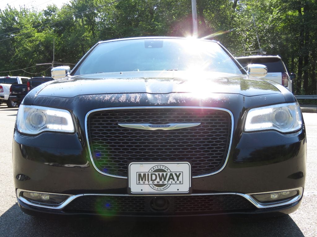 Used 2018 Chrysler 300 Limited Sedan