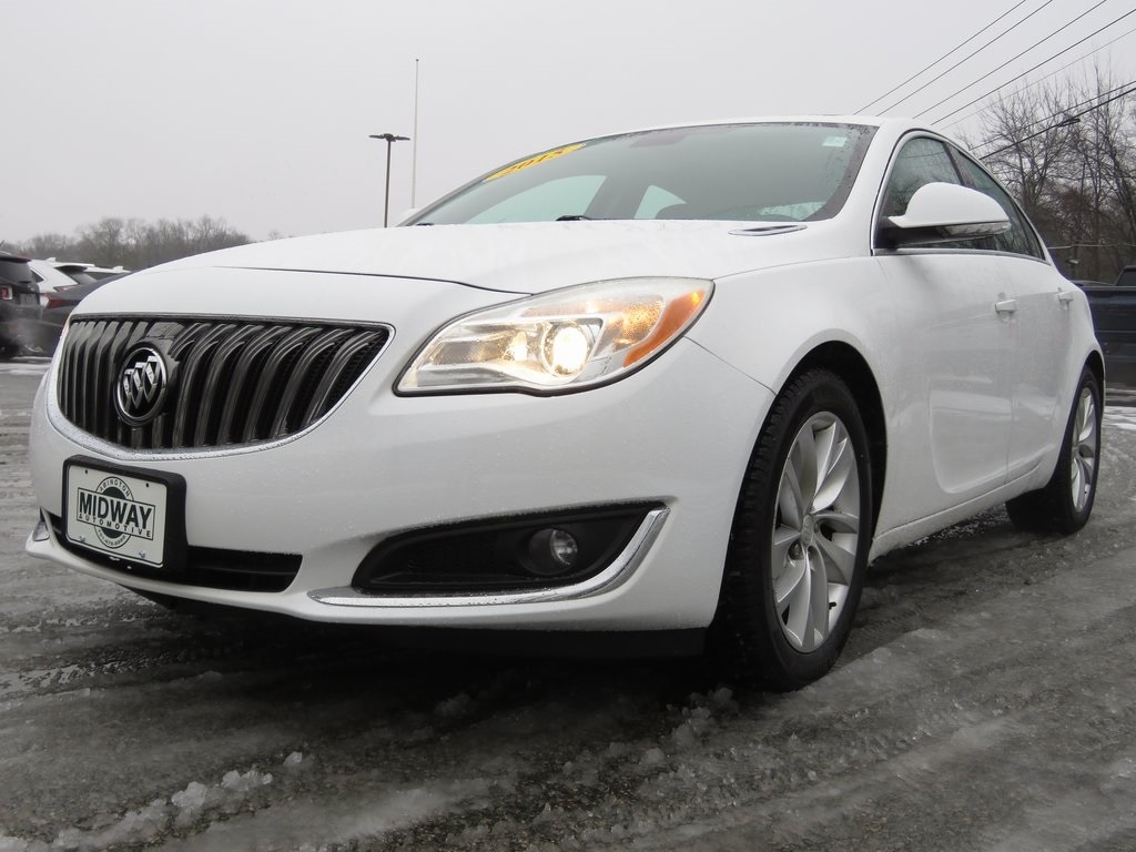 2015 Buick Regal Base's photo