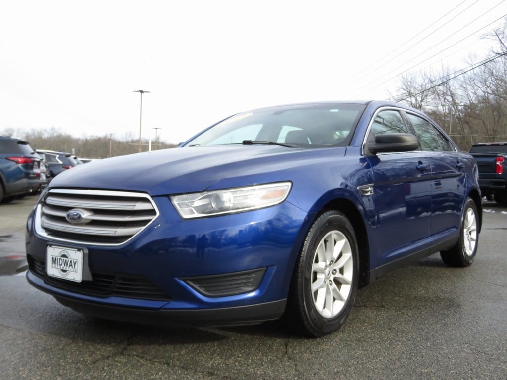 Used 2013 Ford Taurus SE Sedan