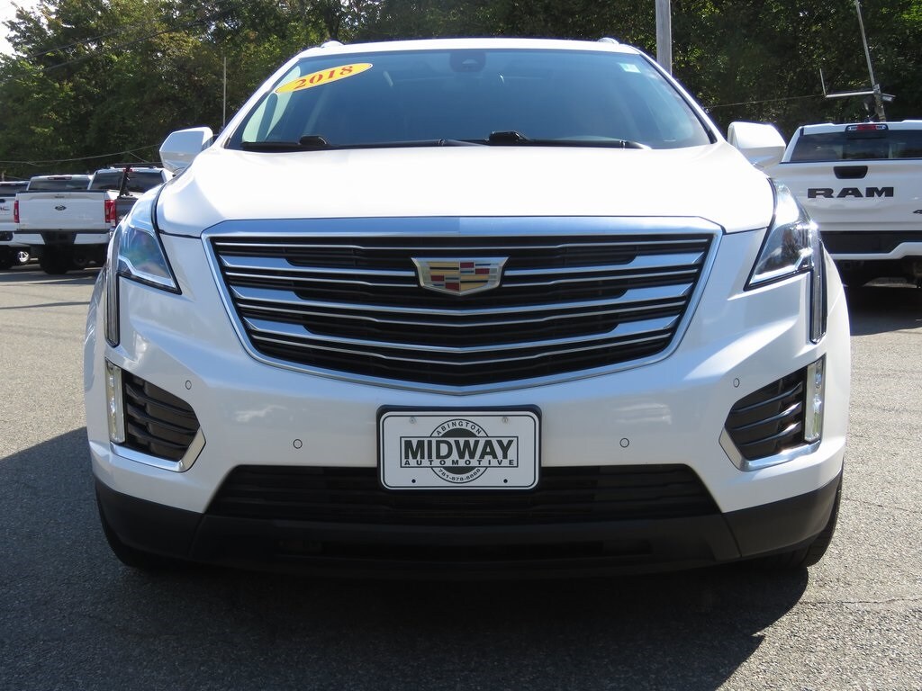 2018 Cadillac XT5 Luxury photo 2