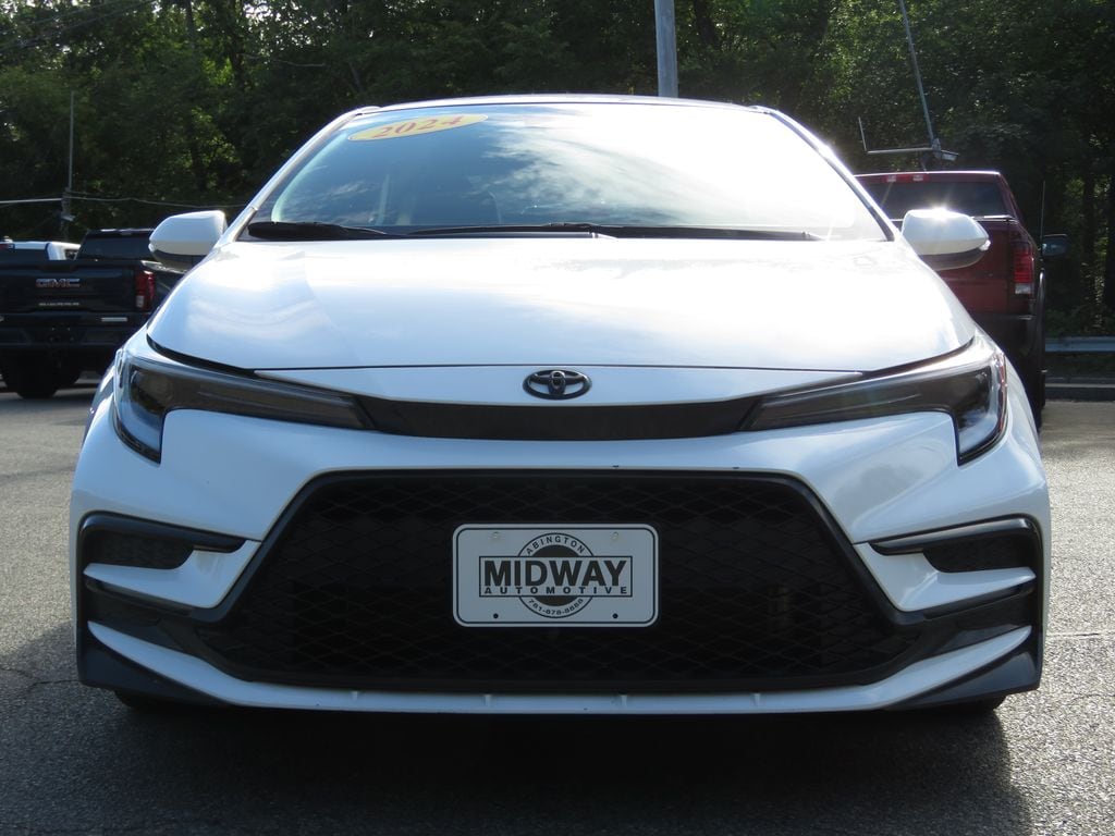 Used 2024 Toyota Corolla SE Sedan