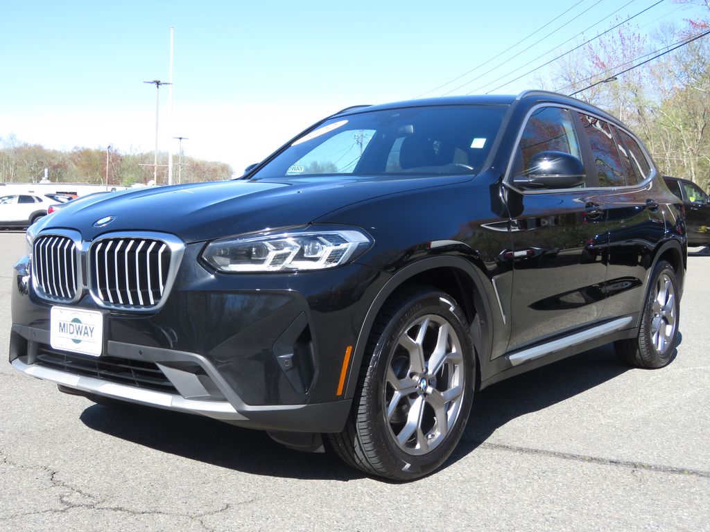 2022 BMW X3 xDrive30i's photo