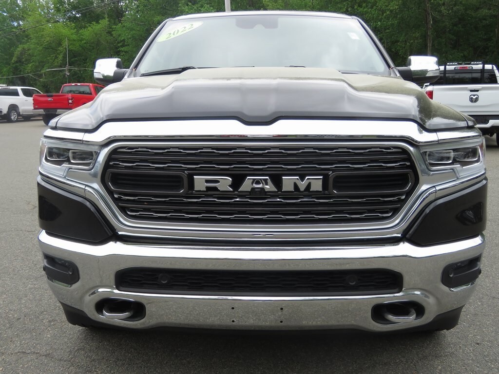 2022 Ram 1500 Limited photo 2