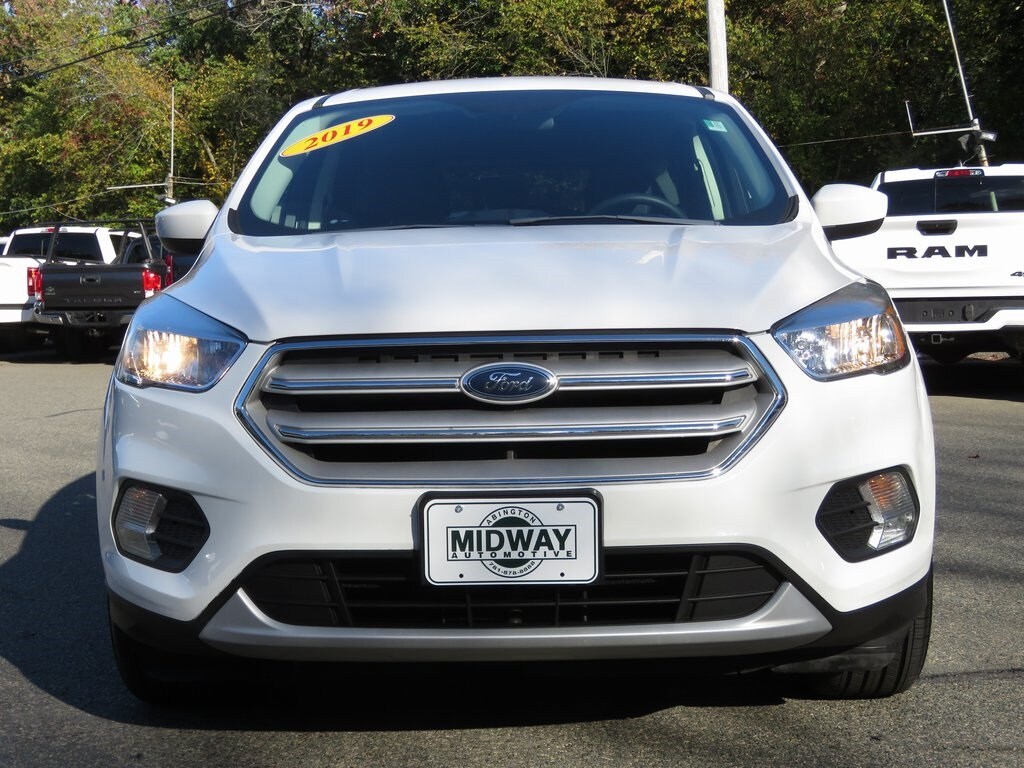 2019 Ford Escape SE photo 2