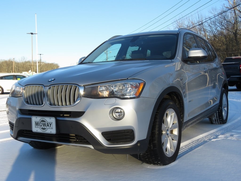 2017 BMW X3 xDrive28i's photo