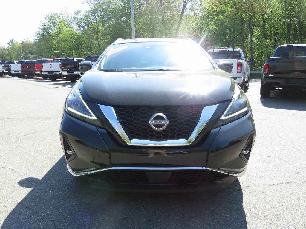2023 Nissan Murano SL photo 2