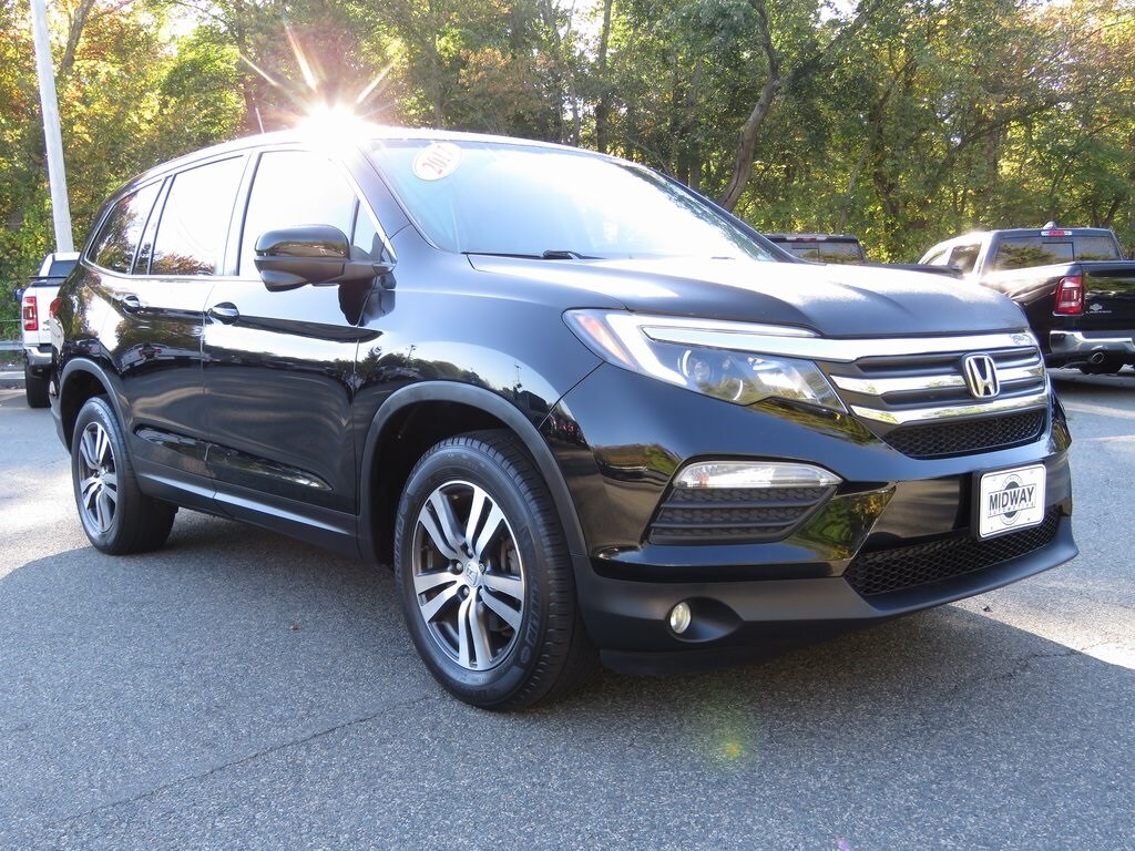 2017 Honda Pilot EX-L photo 3