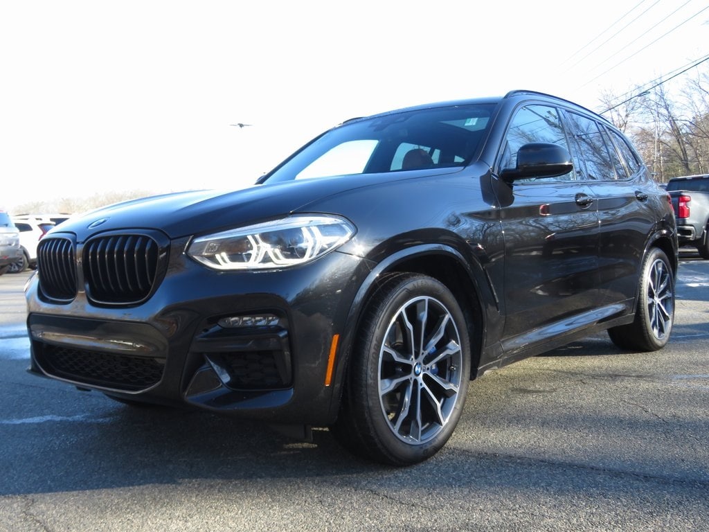 2021 BMW X3 40i's photo