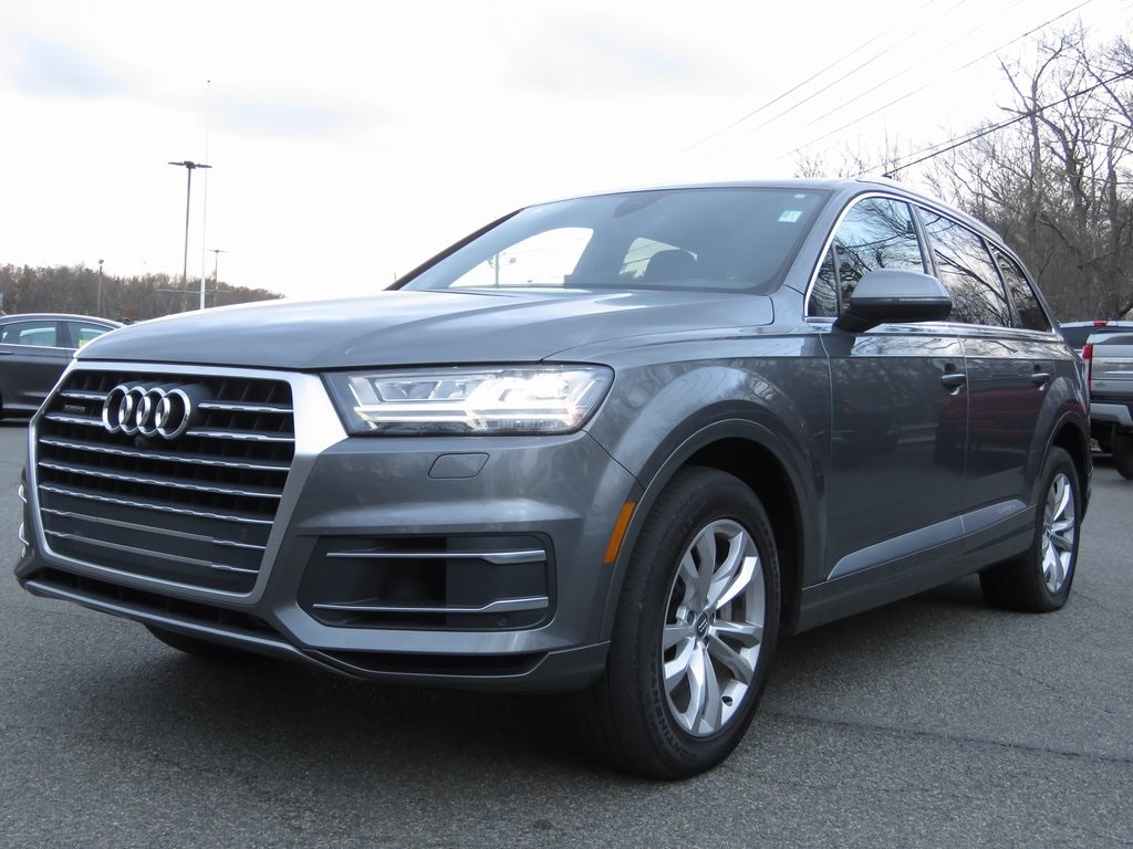 2018 Audi Q7 Premium Plus's photo