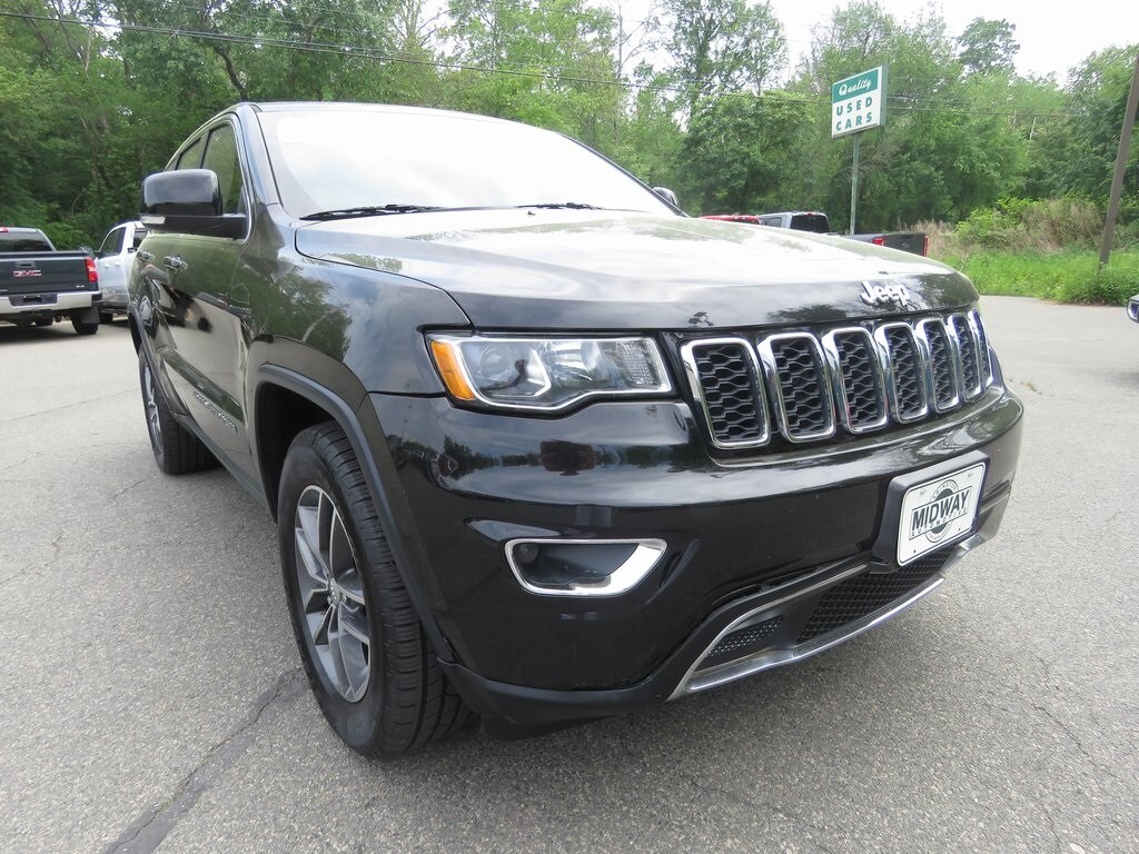 2017 Jeep Grand Cherokee Limited photo 3