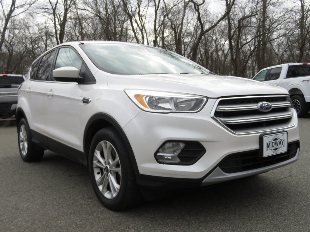 2017 Ford Escape SE photo 3