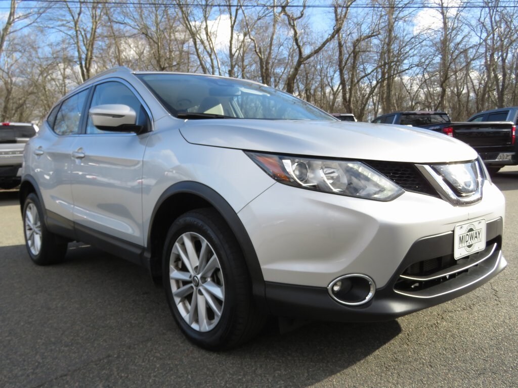 2019 Nissan Rogue Sport SV photo 3