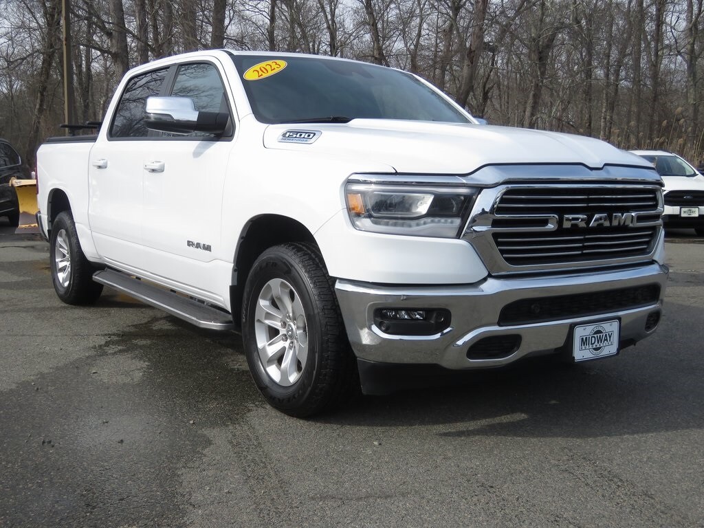 2023 Ram 1500 Laramie photo 3
