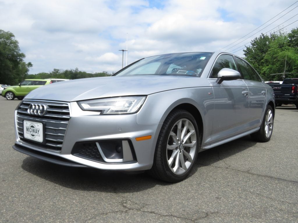 2019 Audi A4 2.0T quattro S tronic Premium Plus's photo