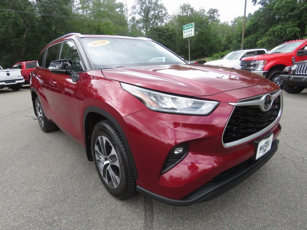2020 Toyota Highlander XLE photo 3