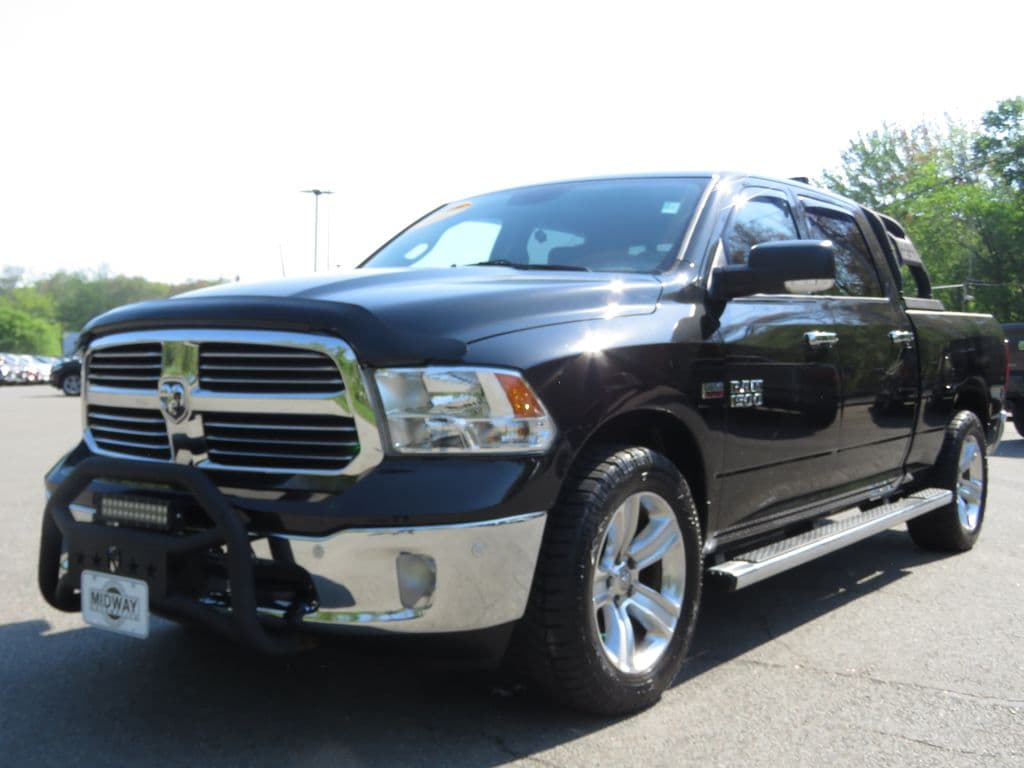 2017 RAM 1500 Big Horn 4x4 Crew Cab 6'4's photo
