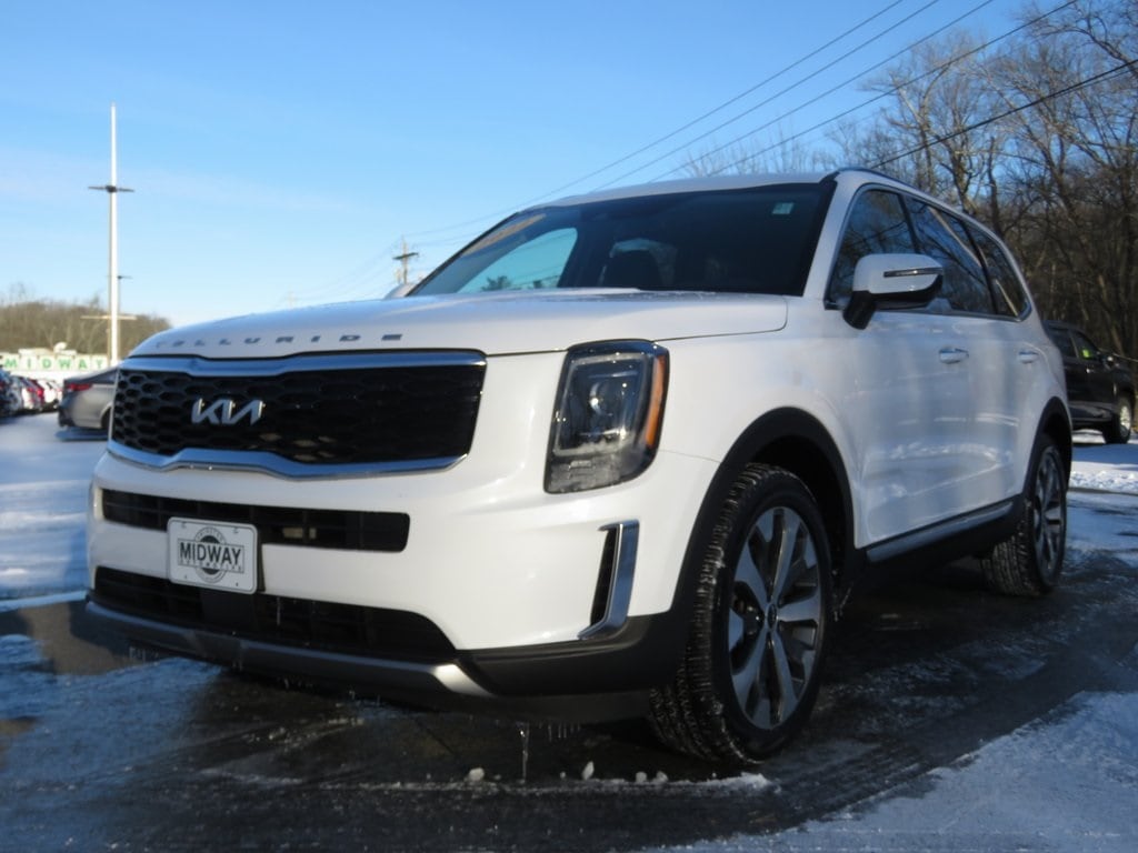 2022 Kia Telluride S's photo
