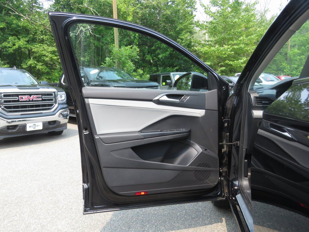 2022 Volkswagen Taos SEL - Photo 10