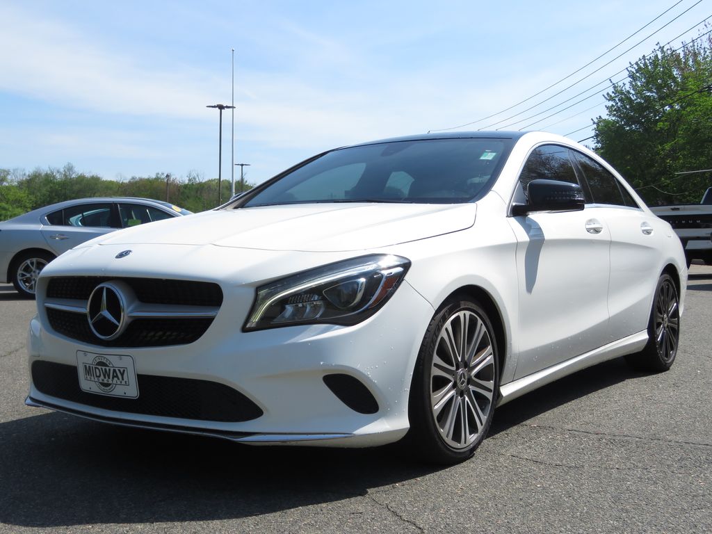 2019 Mercedes-Benz CLA CLA250 4MATIC's photo