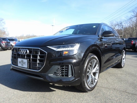 2022 Audi Q8 55 Premium SUV