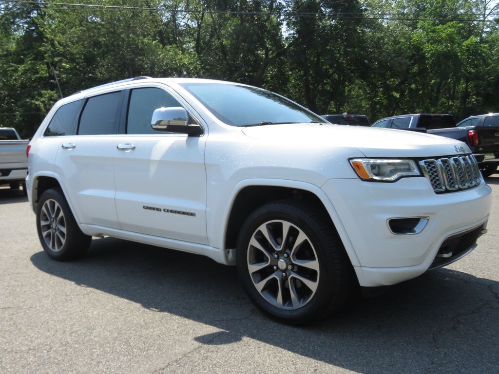 Used 2017 Jeep Grand Cherokee Overland 4x4 SUV