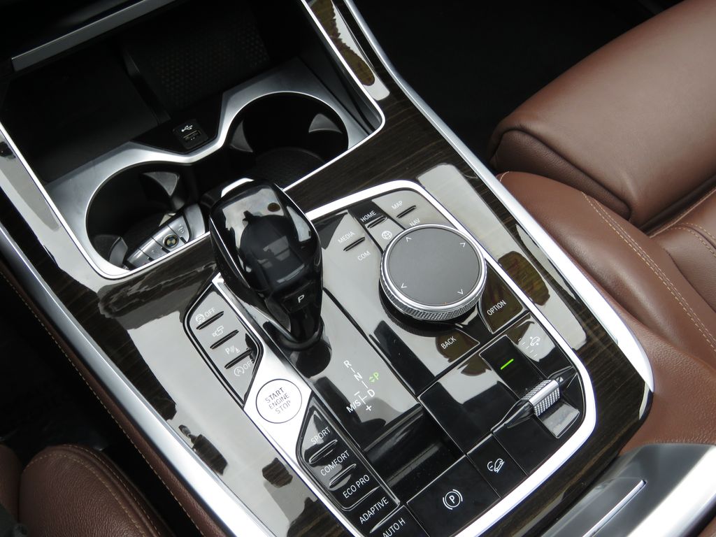 2019 BMW X7 40i - Photo 26