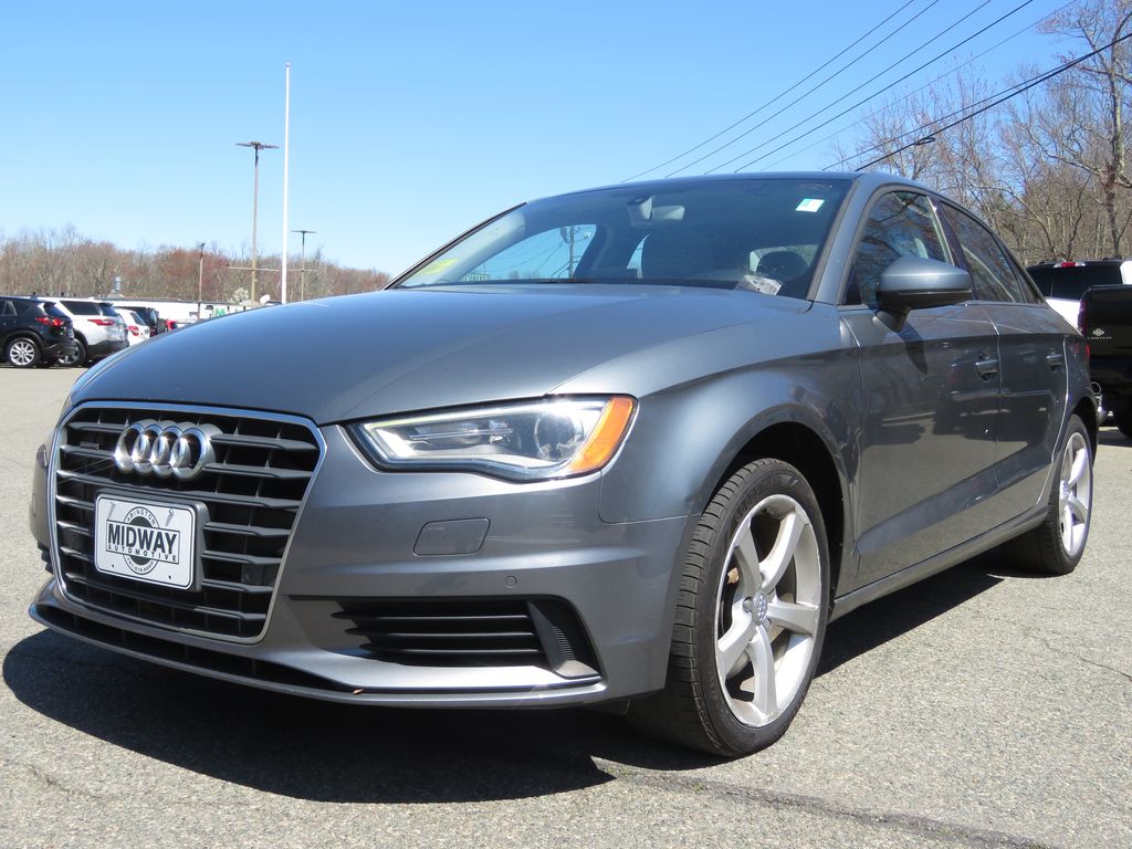 2016 Audi A3 2.0T quattro S tronic Premium's photo