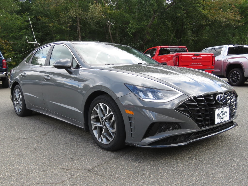 Used 2023 Hyundai Sonata SEL Sedan