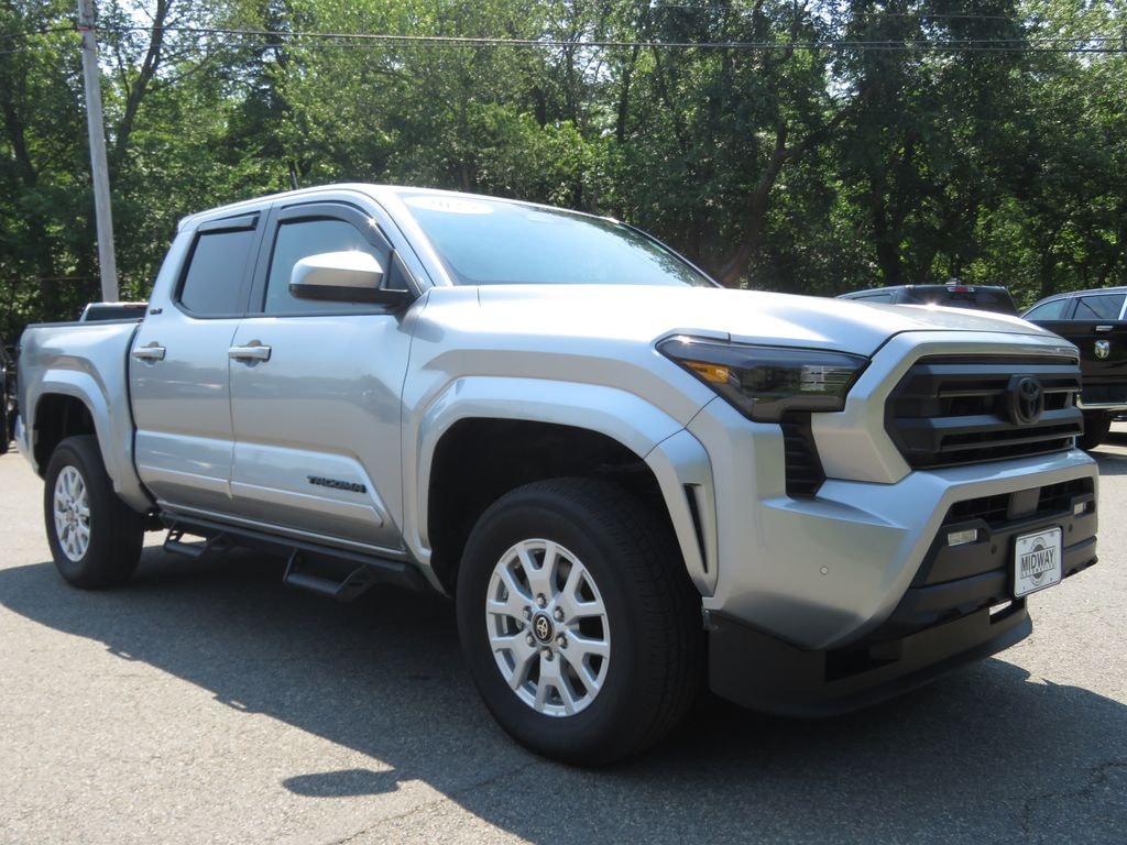 Used 2025 Toyota Tacoma SR5 Truck Double Cab