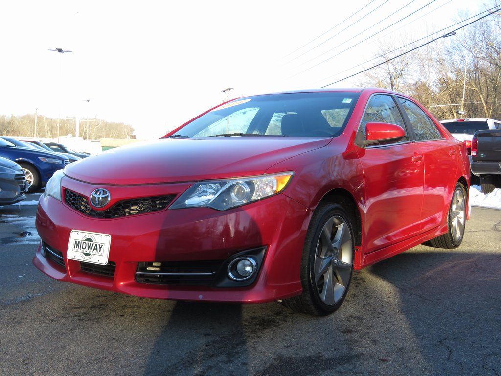 2014 Toyota Camry SE