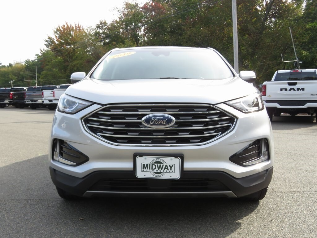 2019 Ford Edge SEL photo 2