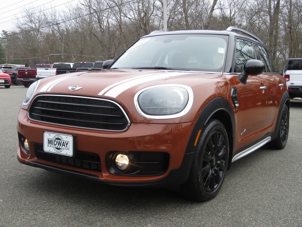 2017 MINI Countryman Base's photo