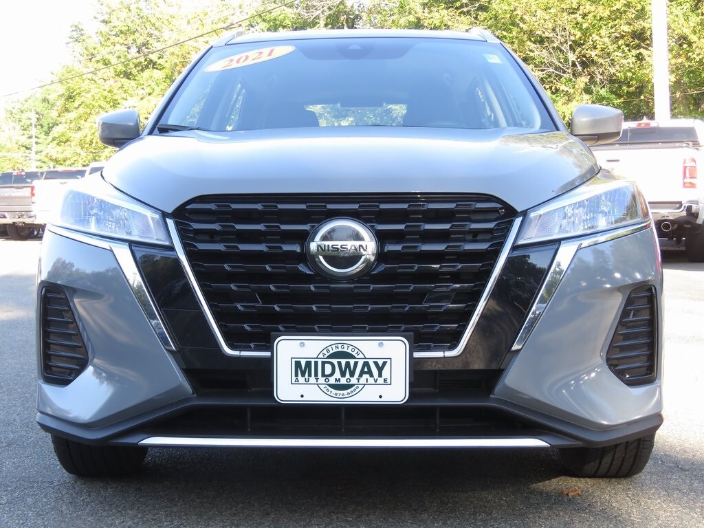 2021 Nissan Kicks SV photo 2