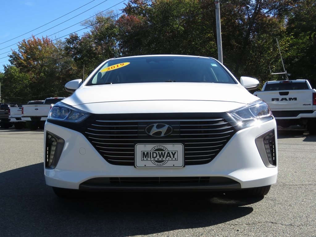 2019 Hyundai Ioniq Plug-In Hybrid Limited photo 2