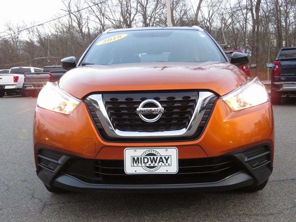 2018 Nissan Kicks SV photo 2