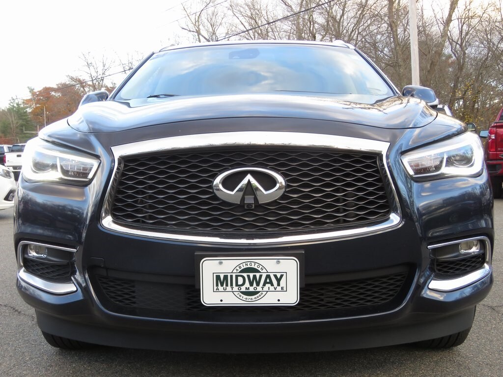 2019 Infiniti QX60 Luxe photo 2