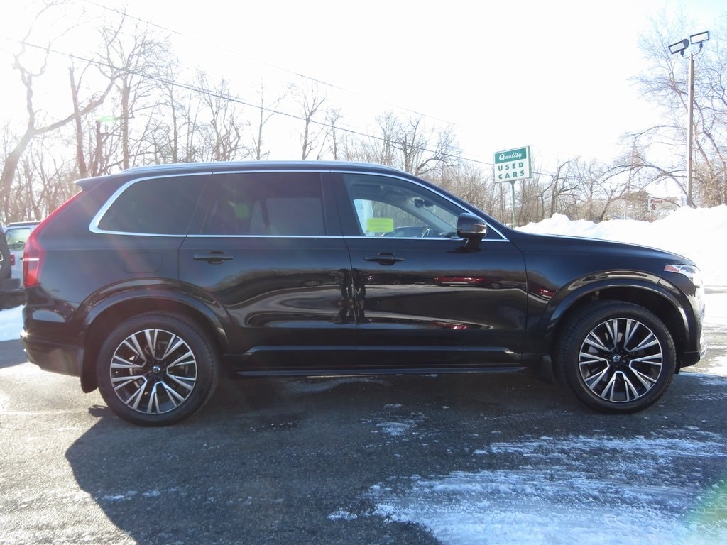 Used 2022 Volvo XC90 T5 AWD Momentum 7 Seater SUV