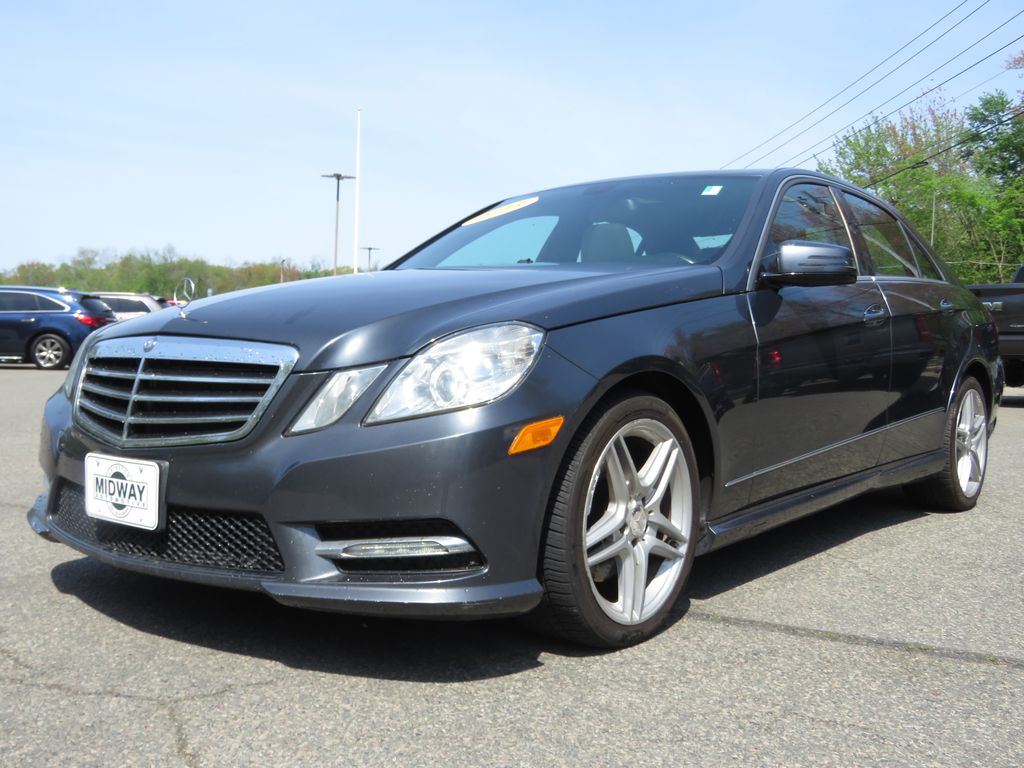 2013 Mercedes-Benz E-Class's photo