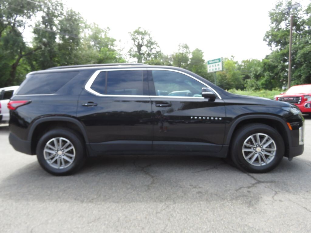 Used 2023 Chevrolet Traverse LT Cloth w/1LT SUV