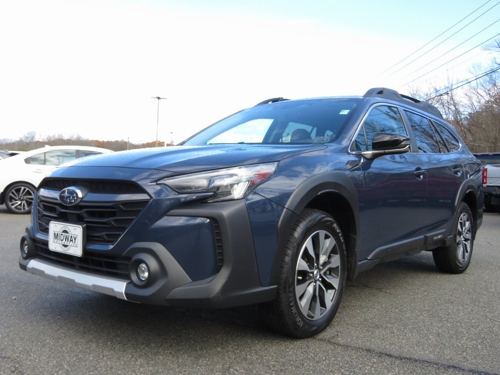 2023 Subaru Outback Limited's photo