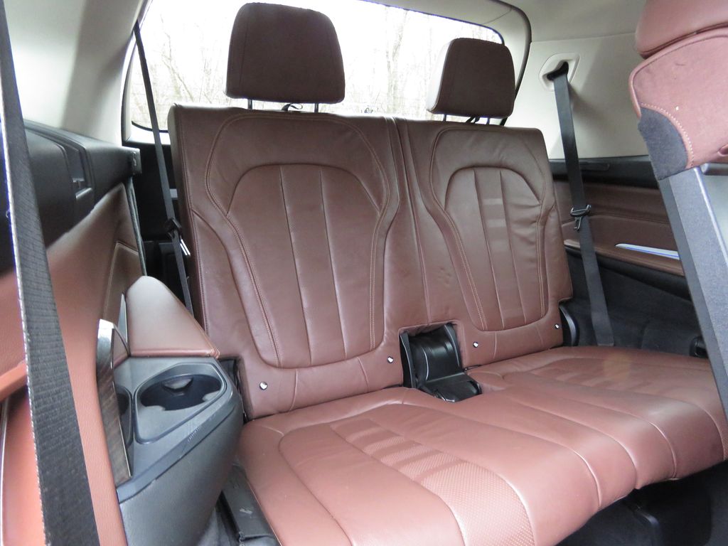 2019 BMW X7 40i - Photo 17