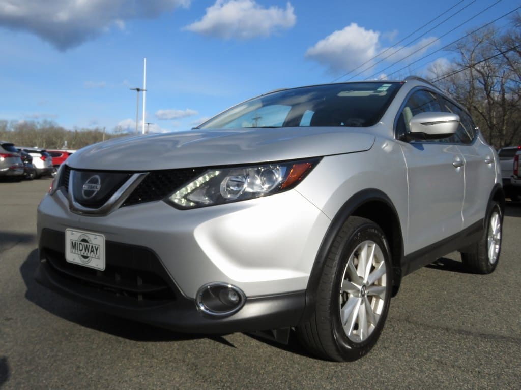 2019 Nissan Rogue Sport SV's photo
