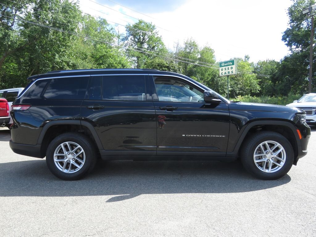 Used 2023 Jeep Grand Cherokee L Laredo SUV