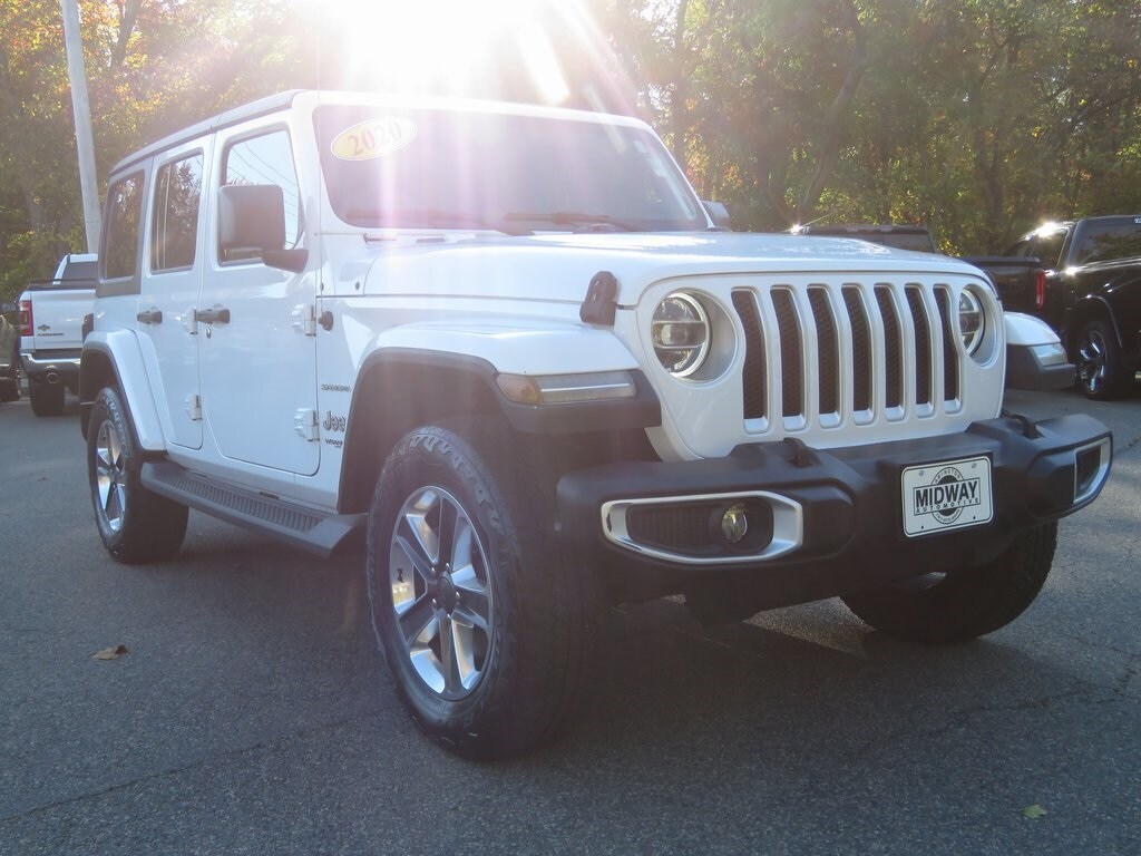 2020 Jeep Wrangler Unlimited Sahara photo 3