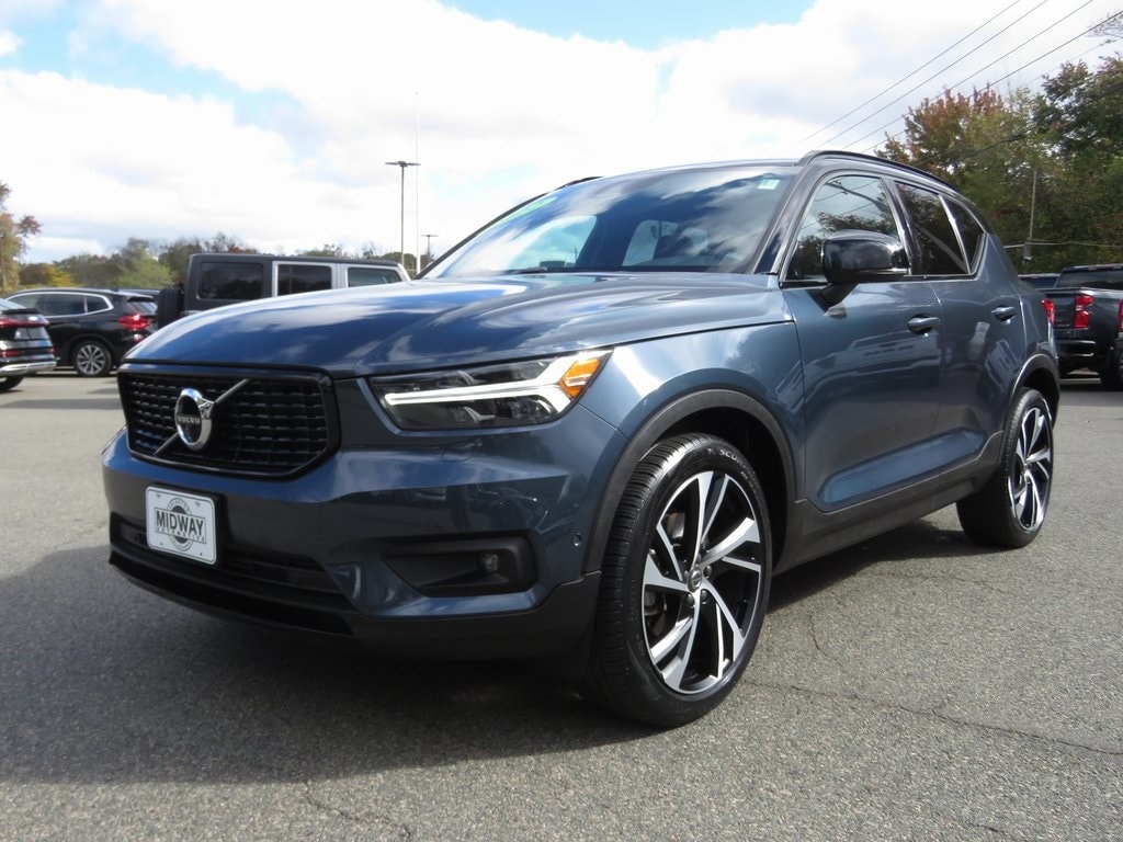 2022 Volvo XC40
