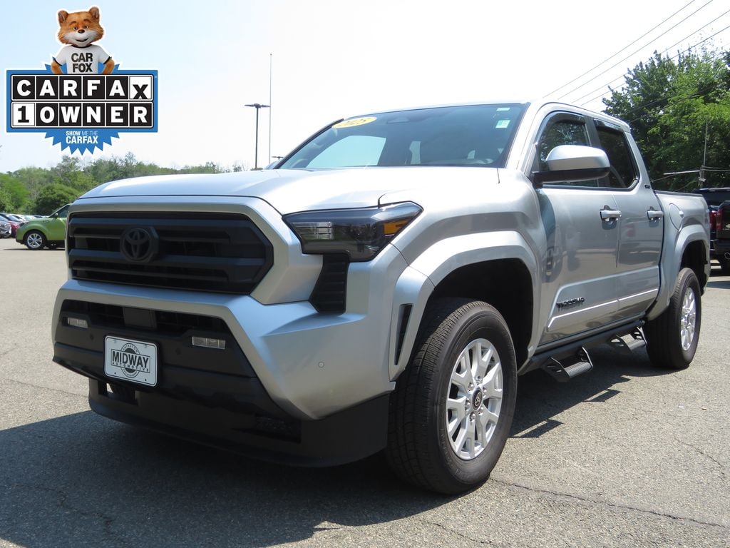 Used 2025 Toyota Tacoma SR5 Truck Double Cab