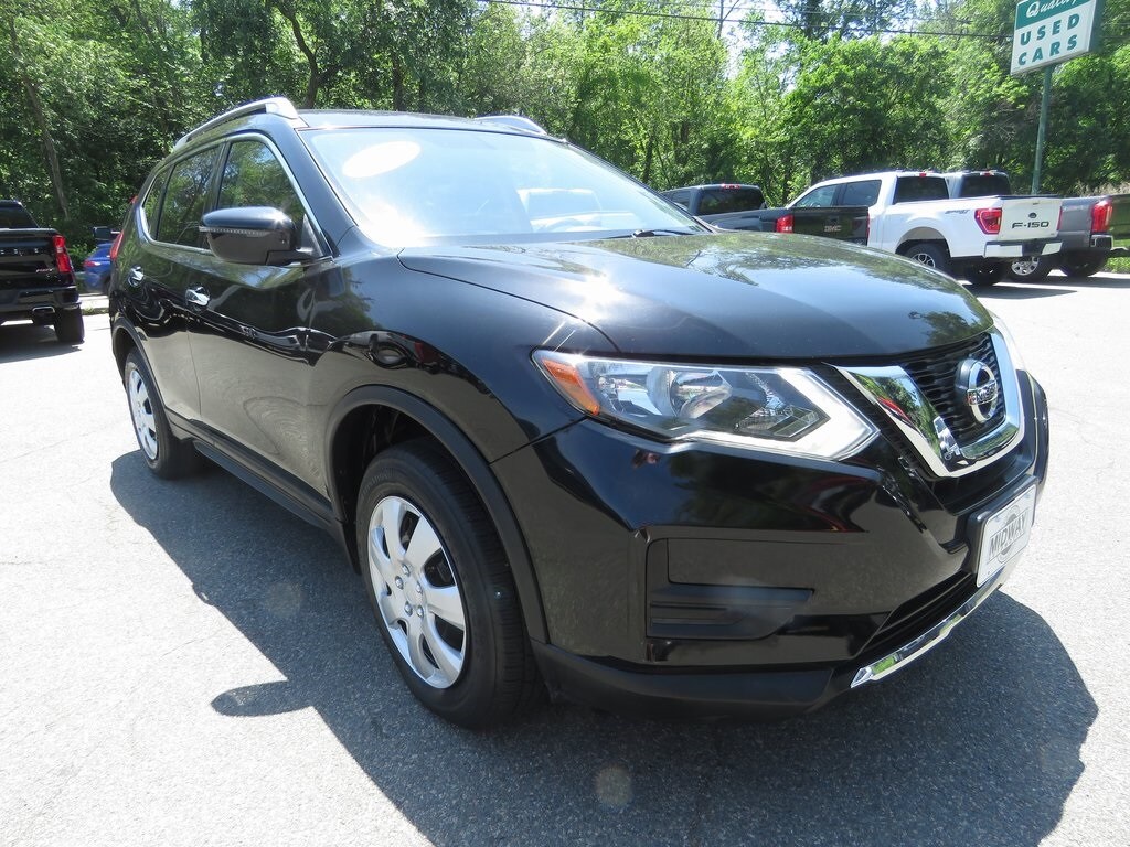 2017 Nissan Rogue S photo 3